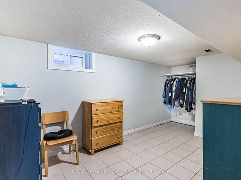 Photo 33 at 54 Bicknell Avenue, Eglinton West, Toronto
