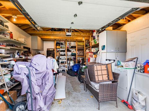 Photo 36 at 54 Bicknell Avenue, Eglinton West, Toronto