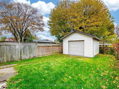 Photo 38 at 54 Bicknell Avenue, Eglinton West, Toronto