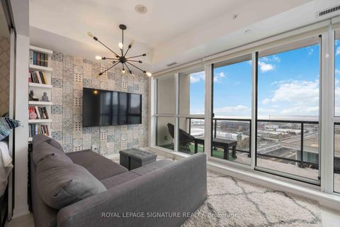 Photo 1 at 2215 - 51 East Liberty Street, Niagara, Toronto