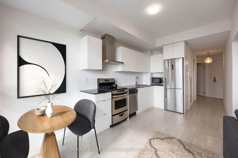 Photo 11 at 2215 - 51 East Liberty Street, Niagara, Toronto