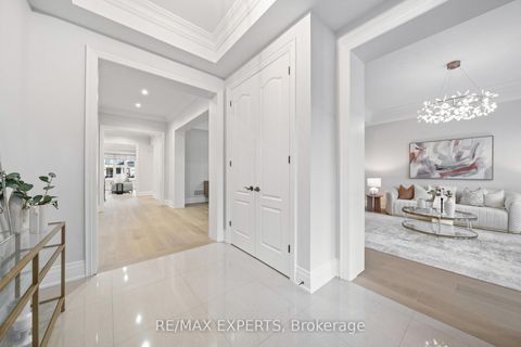 Photo 10 at 16 Raymond Love Court, King City, King