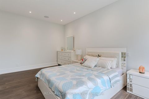 Photo 21 at 4 Dunrobin Drive, Rosethorn, Toronto
