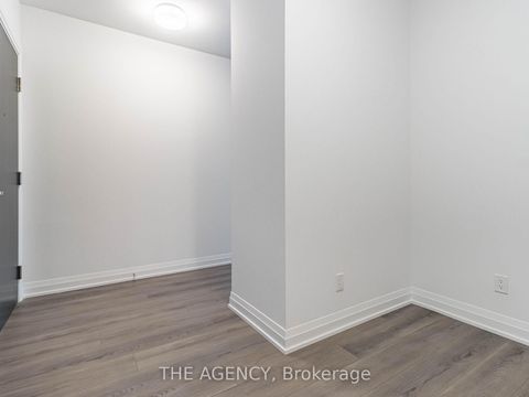 Photo 10 at 901 - 286 Main Street, Danforth, Toronto