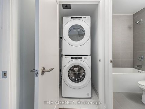 Photo 23 at 901 - 286 Main Street, Danforth, Toronto