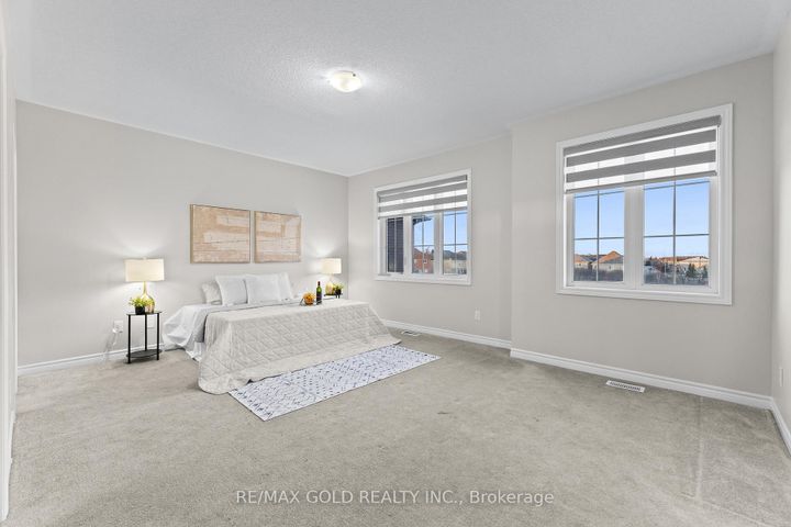 Photo 22 at 41 Rainbrook Close, Wellington, Brampton