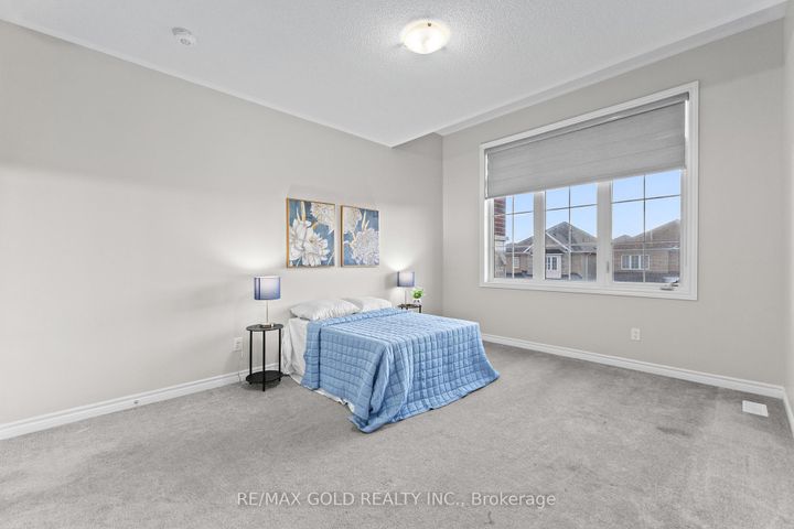 Photo 27 at 41 Rainbrook Close, Wellington, Brampton