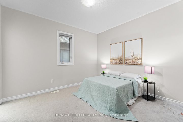 Photo 30 at 41 Rainbrook Close, Wellington, Brampton