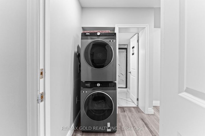 Photo 46 at 41 Rainbrook Close, Wellington, Brampton