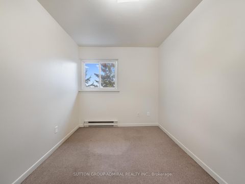 Photo 19 at 29 - 2 White Abbey Park, Maryvale, Toronto