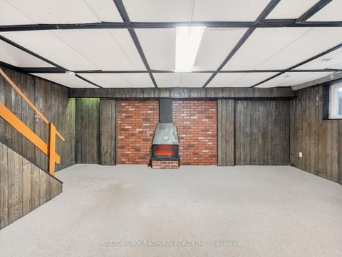 Photo 24 at 29 - 2 White Abbey Park, Maryvale, Toronto