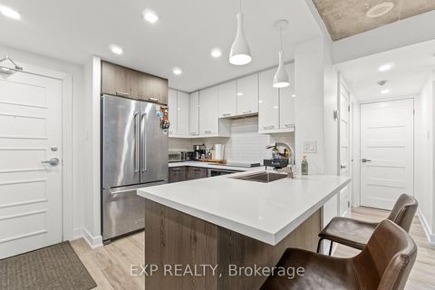 Photo 2 at 1603 - 705 King Street W, Niagara, Toronto