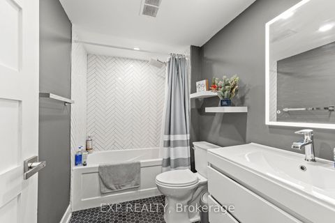 Photo 15 at 1603 - 705 King Street W, Niagara, Toronto