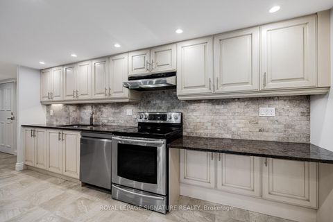 Photo 13 at 319 - 255 The Donway W, Don Mills, Toronto