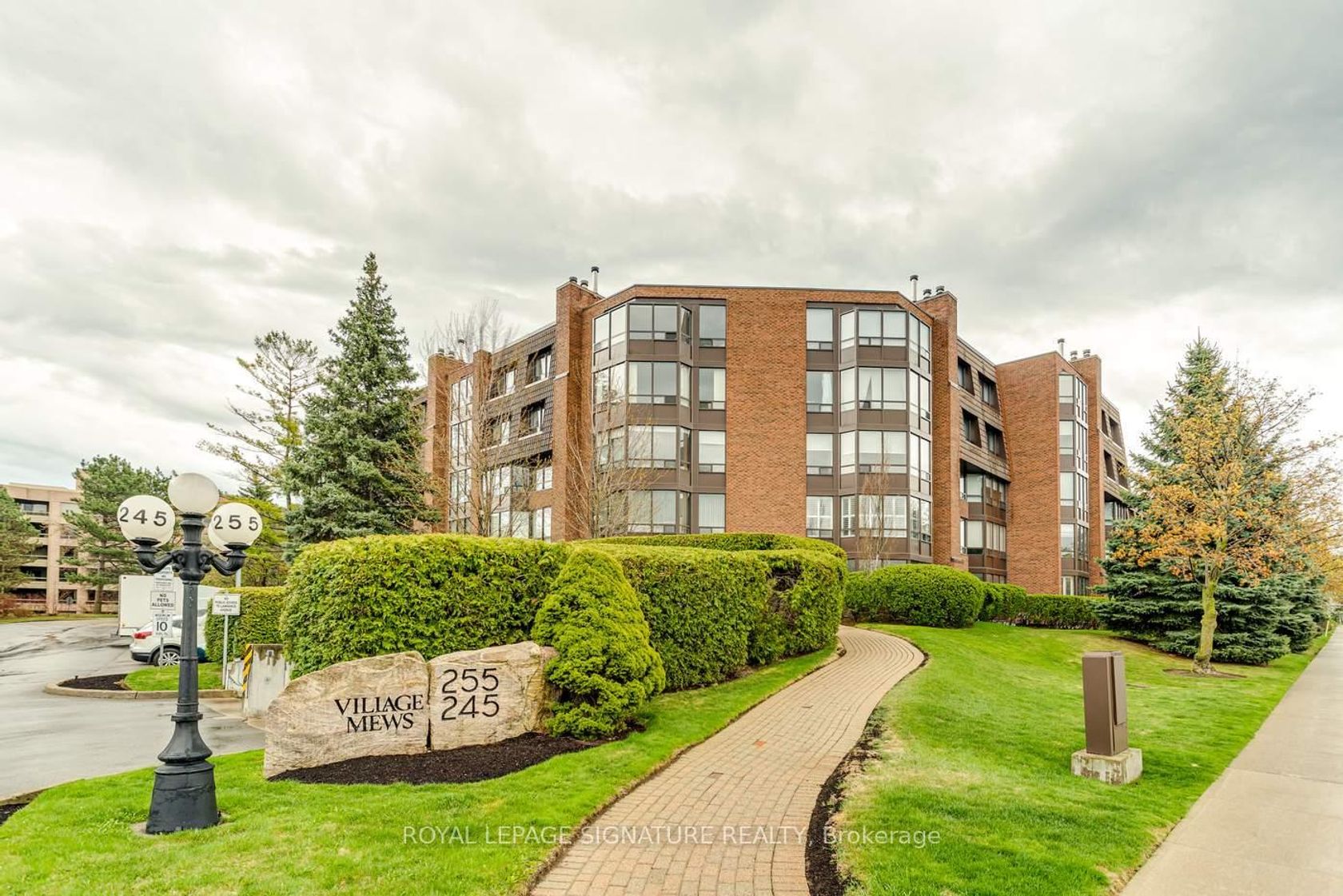 319 - 255 The Donway W, Don Mills, Toronto 