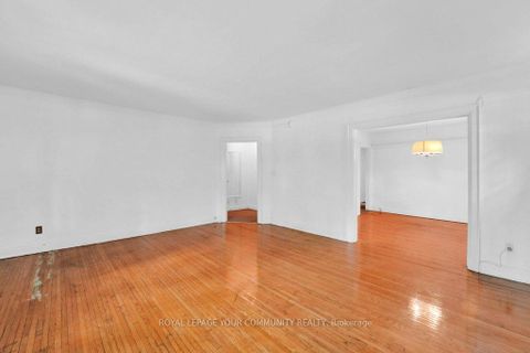 Photo 7 at 390 Davenport Road, Casa Loma, Toronto