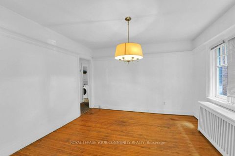 Photo 8 at 390 Davenport Road, Casa Loma, Toronto