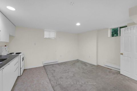 Photo 34 at 390 Davenport Road, Casa Loma, Toronto