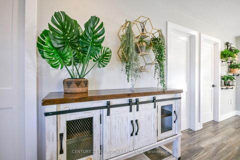 Photo 9 at 27 Claire Drive, Painswick South, Barrie