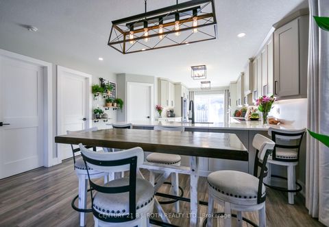 Photo 18 at 27 Claire Drive, Painswick South, Barrie