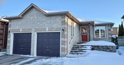 Photo 43 at 27 Claire Drive, Painswick South, Barrie