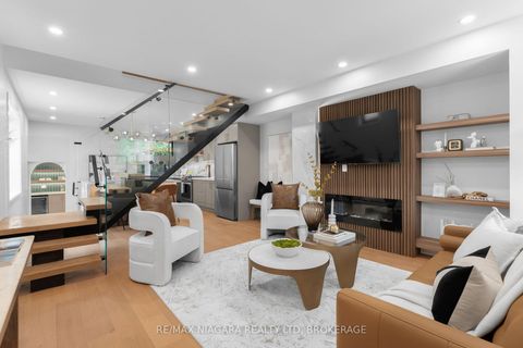 Photo 4 at 853 Sammon Avenue, Lumsden, Toronto