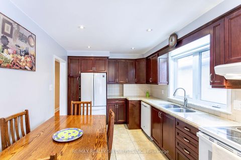 Photo 11 at 81 Acton Avenue, Bathurst Manor, Toronto