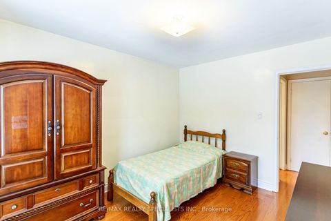 Photo 24 at 81 Acton Avenue, Bathurst Manor, Toronto