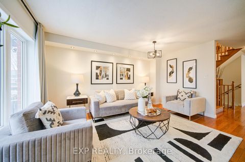 Photo 16 at 21 Westcliffe Crescent, Jefferson, Richmond Hill