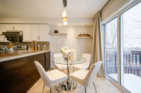 Photo 22 at 21 Westcliffe Crescent, Jefferson, Richmond Hill