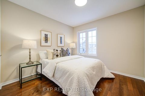 Photo 28 at 21 Westcliffe Crescent, Jefferson, Richmond Hill