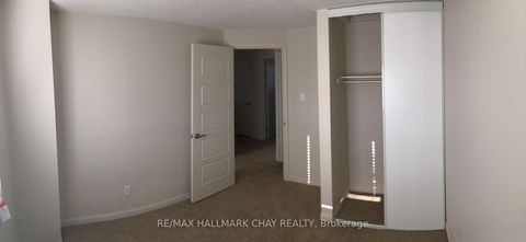 Photo 5 at 141 Black Cherry Crescent, Holly, Barrie