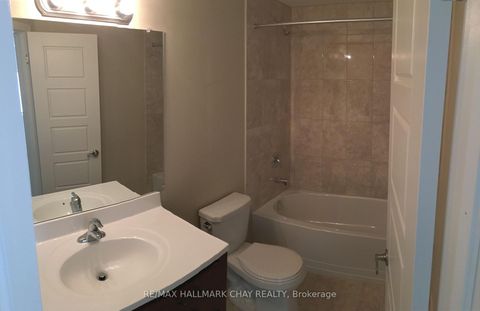 Photo 6 at 141 Black Cherry Crescent, Holly, Barrie