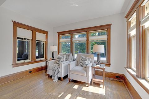 Photo 5 at 456 Mary Street N, O'Neill, Oshawa