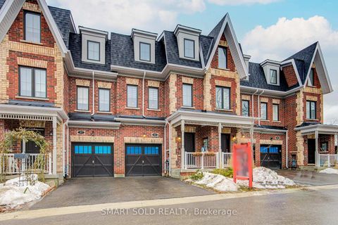 Photo 0 at 41 McConaghy Court, Maple, Vaughan