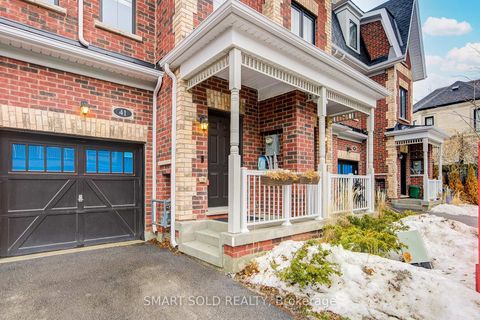 Photo 1 at 41 McConaghy Court, Maple, Vaughan