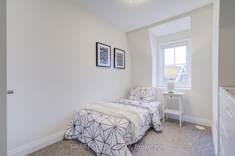 Photo 21 at 41 McConaghy Court, Maple, Vaughan