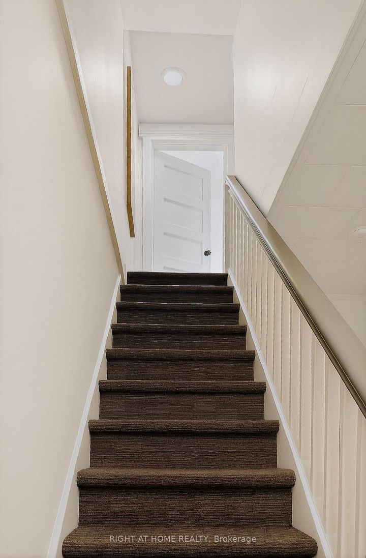 Photo 22 at 796 Kingston Road, Danforth, Toronto