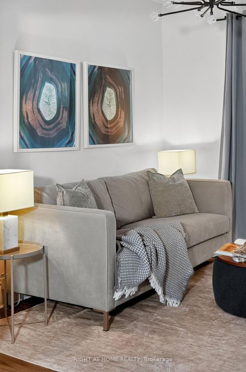 Photo 5 at 796 Kingston Road, Danforth, Toronto