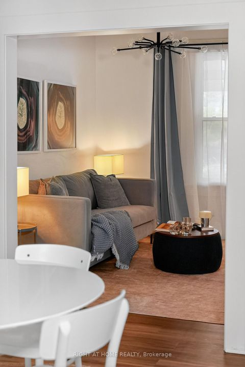 Photo 7 at 796 Kingston Road, Danforth, Toronto