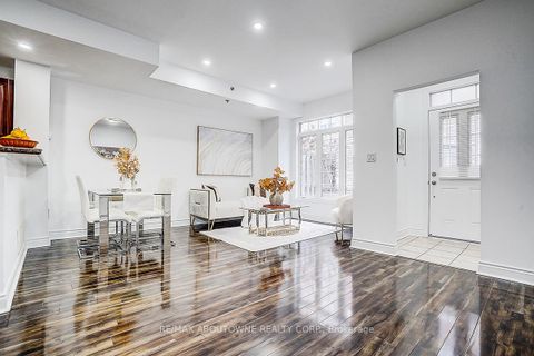 Photo 1 at 50 - 8 Brighton Place, Yorkhill, Vaughan