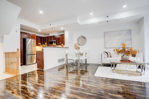 Photo 10 at 50 - 8 Brighton Place, Yorkhill, Vaughan