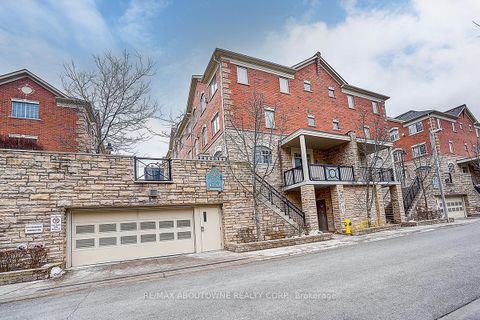 Photo 35 at 50 - 8 Brighton Place, Yorkhill, Vaughan