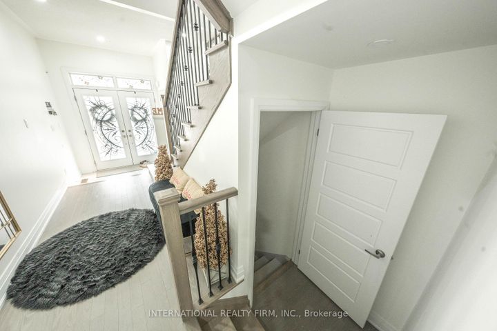 Photo 2 at 61 Tiberini Way, Bradford, Bradford West Gwillimbury