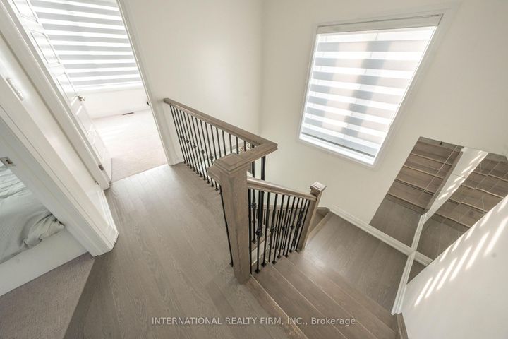 Photo 22 at 61 Tiberini Way, Bradford, Bradford West Gwillimbury