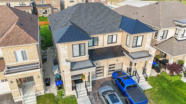 Photo 39 at 61 Tiberini Way, Bradford, Bradford West Gwillimbury