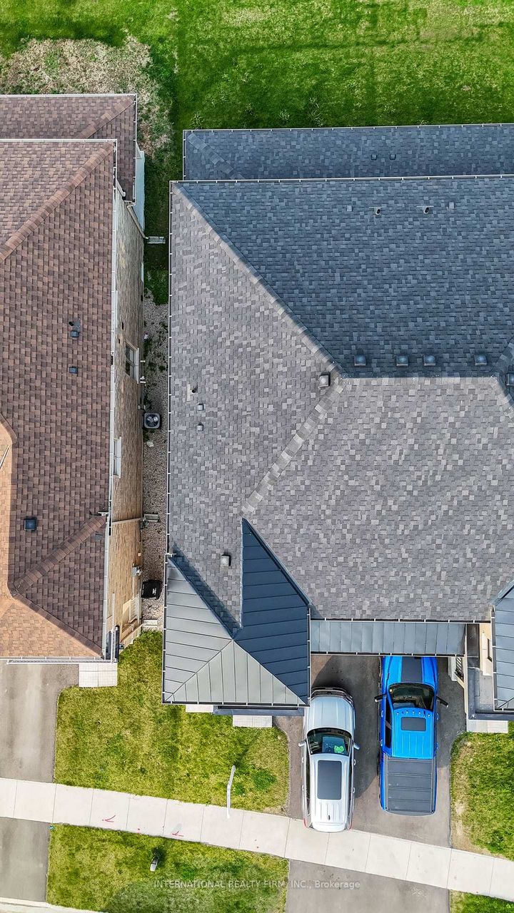 Photo 43 at 61 Tiberini Way, Bradford, Bradford West Gwillimbury