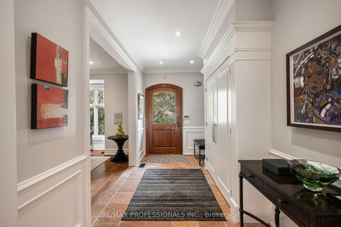 Photo 3 at 80 Kingsway Crescent, Kingsway South, Toronto