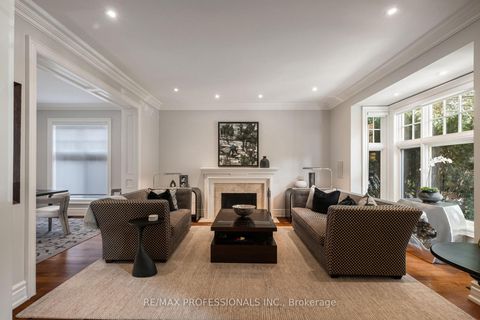 Photo 6 at 80 Kingsway Crescent, Kingsway South, Toronto