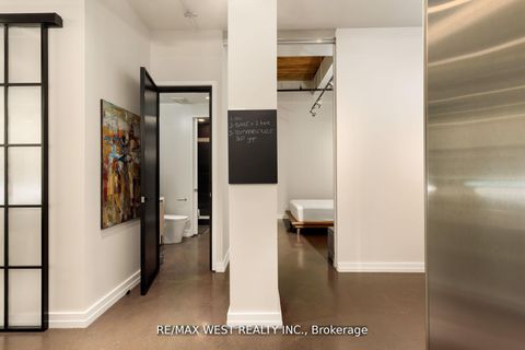 Photo 7 at 115 - 43 Hanna Avenue, Niagara, Toronto